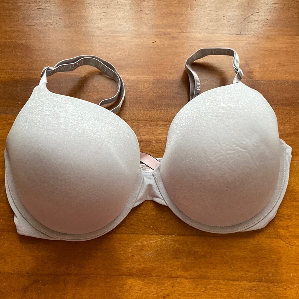 Victoria’s Secret tshirt push up full coverage bra